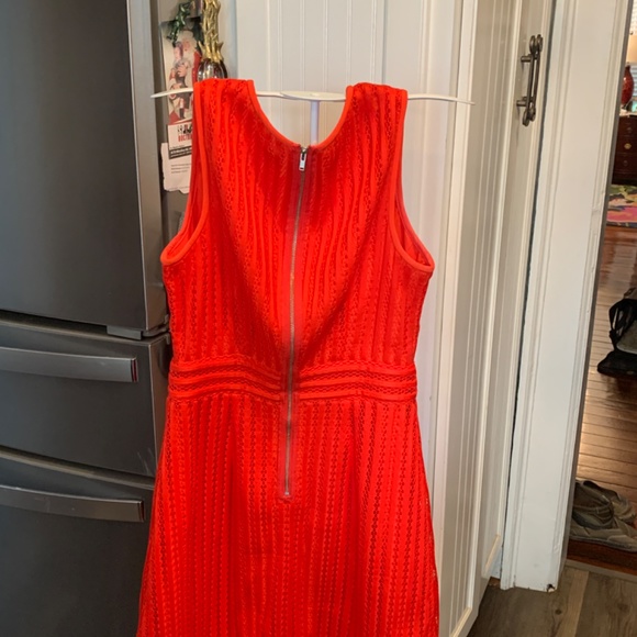 J.Crew eyelet fit and flare fully lined dress. Worn‎ twice. Excellent condition - Picture 5 of 7